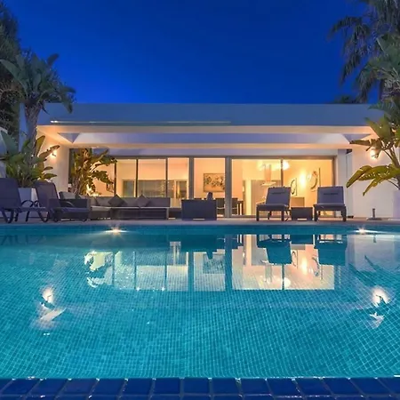 Villa Casa Elche By Aguilarent Javea